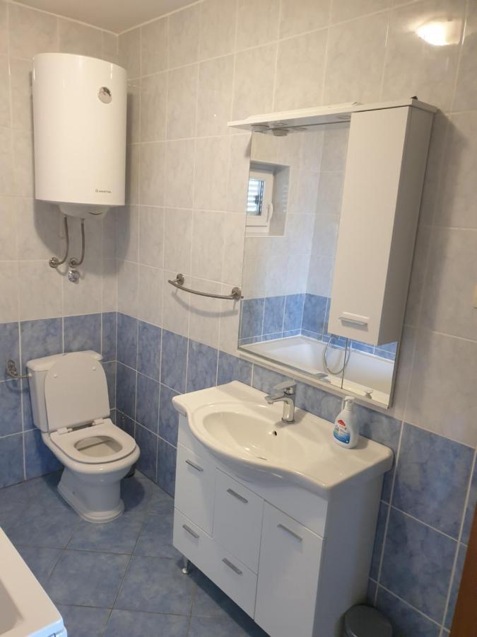 Apartmani Goga Starigrad Paklenica Luaran gambar