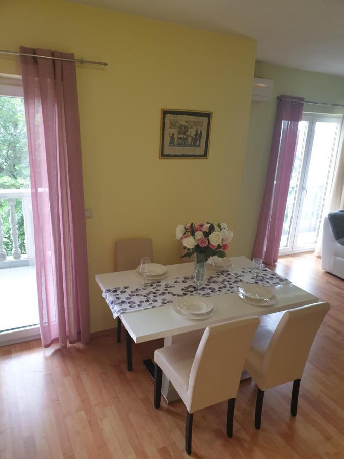 Apartmani Goga Starigrad Paklenica Luaran gambar