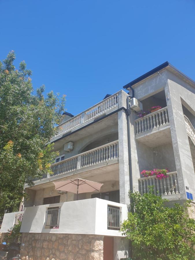 Apartmani Goga Starigrad Paklenica Luaran gambar