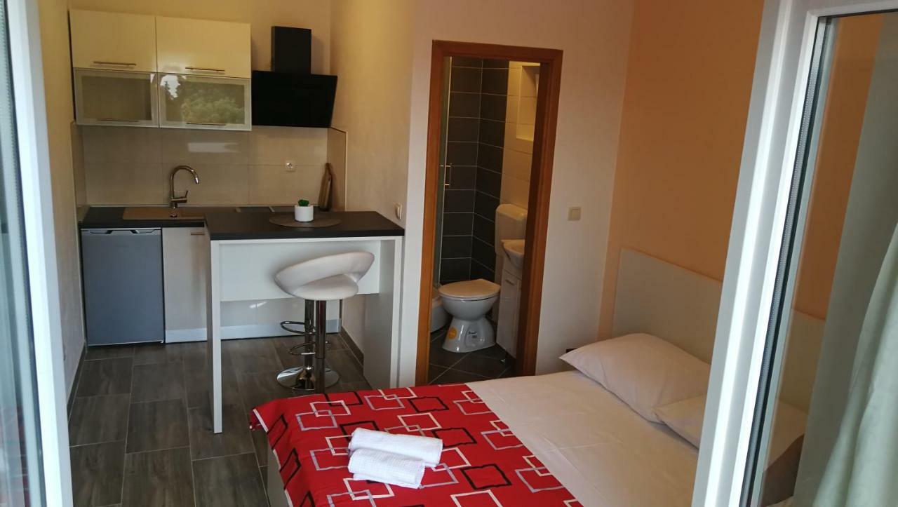 Apartmani Goga Starigrad Paklenica Luaran gambar
