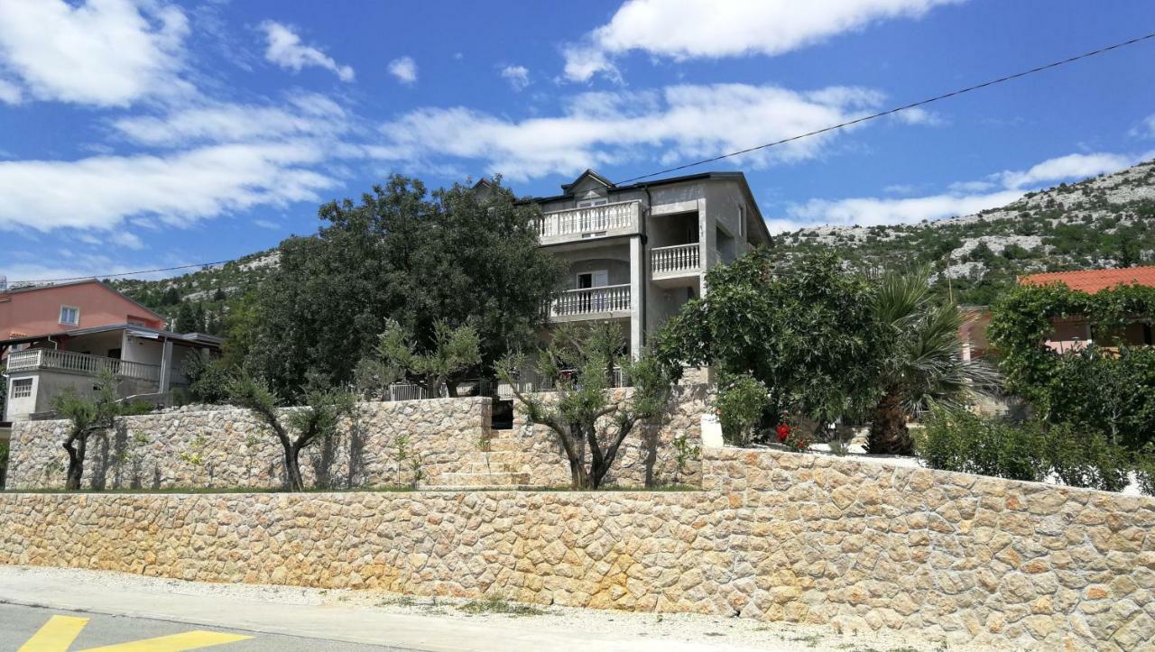Apartmani Goga Starigrad Paklenica Luaran gambar